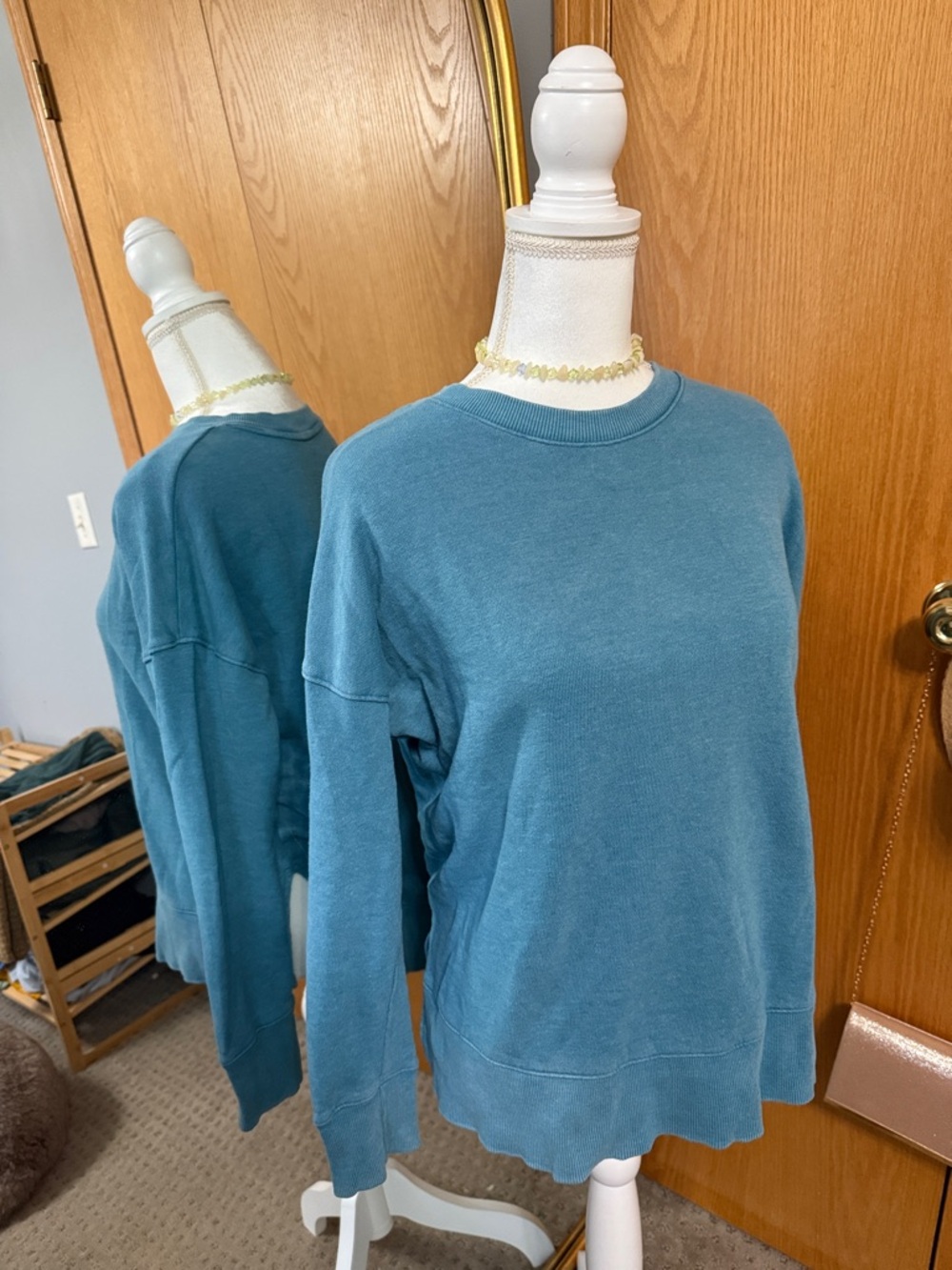 Time and Tru Teal Crewneck Sweatshirt
